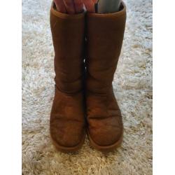 ugg australia classic tall maat 40 / w9 bruin/gouden laarzen