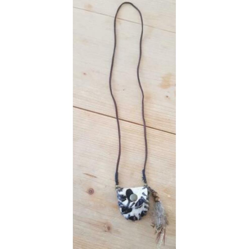 Ketting met mini dierenprint tasje