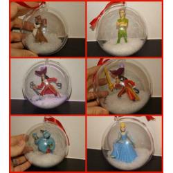 Disney kerstballen Assepoester, Genie, Peter Pan, Kap. Haak