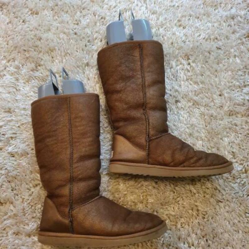 ugg australia classic tall maat 40 / w9 bruin/gouden laarzen