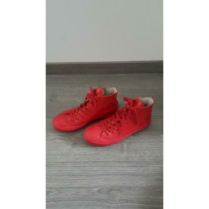 rode converse maat 42