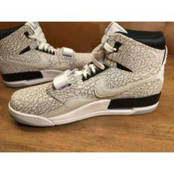 NIEUW! Nike Air Jordan Legacy 312, Original High-Tops. Mt45