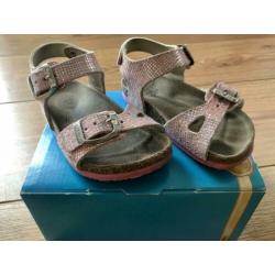 Goldstar meisje sandalen - maat 22