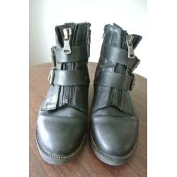 Schoenen OPRUIMING alles €5,- bikerboots Omoda maat 37