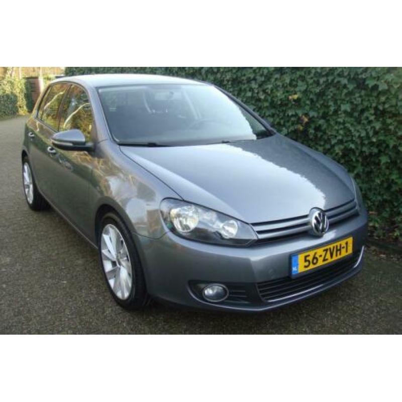 Volkswagen Golf 1.6 TDI Highline Nette 5 drs, Stof/Alcantara