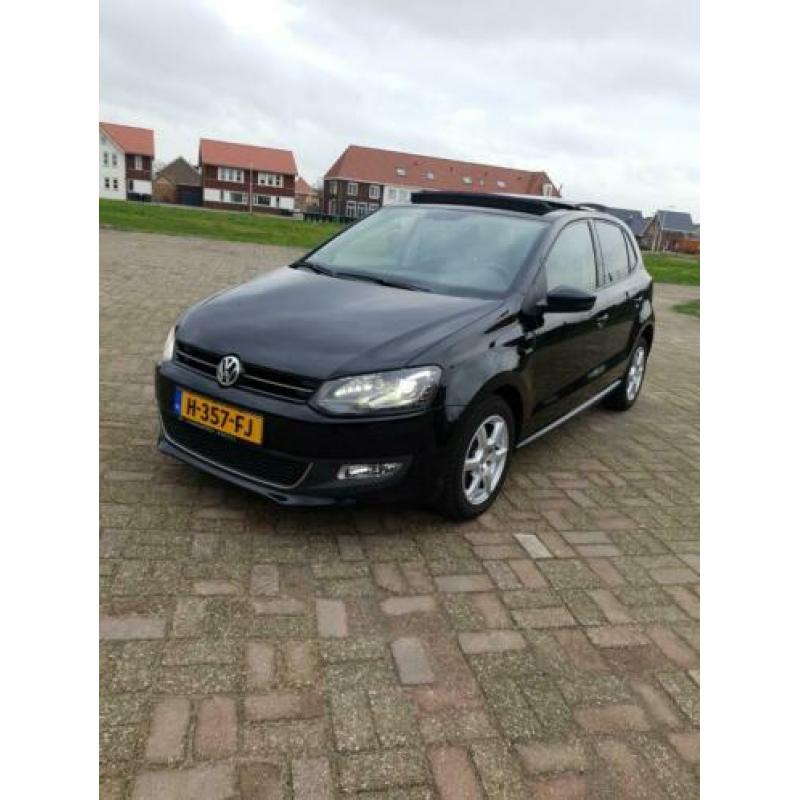 Volkswagen Polo 1.6 TDI 66KW DSG 2012 Zwart