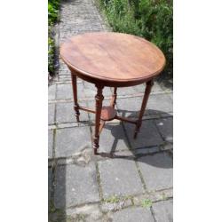 tafel rond mahony