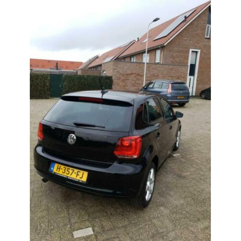 Volkswagen Polo 1.6 TDI 66KW DSG 2012 Zwart