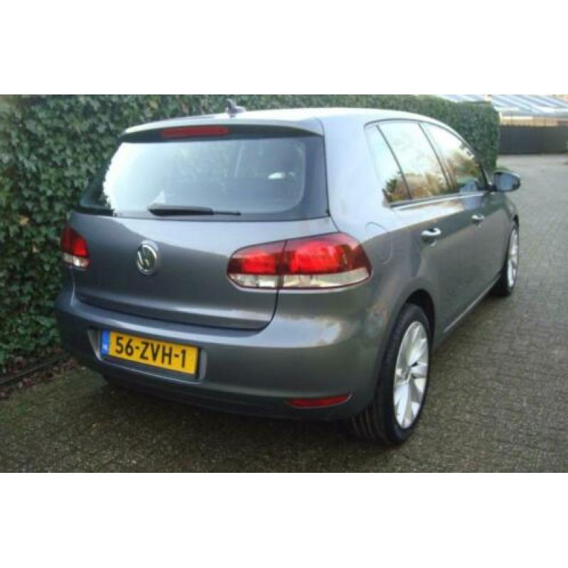 Volkswagen Golf 1.6 TDI Highline Nette 5 drs, Stof/Alcantara