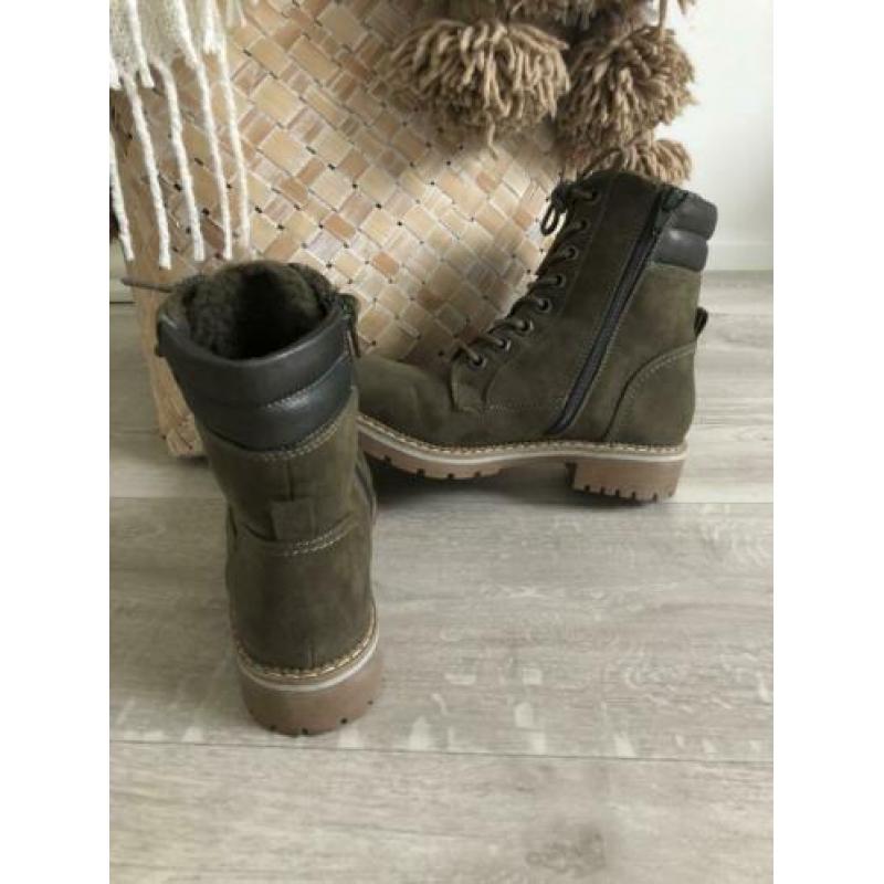 Landrover boots maat 36, teddy gevoerd.