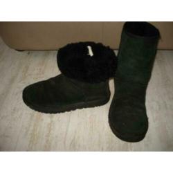 Uggs zwarte Classic short maat 39