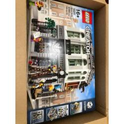 Brick Bank Lego 10251 NIEUW geseald ongeopende doos+overdoos