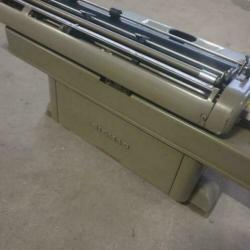 Grote antieke typmachine typemachine SIEMAG