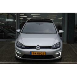 Volkswagen Golf 1.4 TSI GTE GTE PANODAK DEALER OND. XENON!