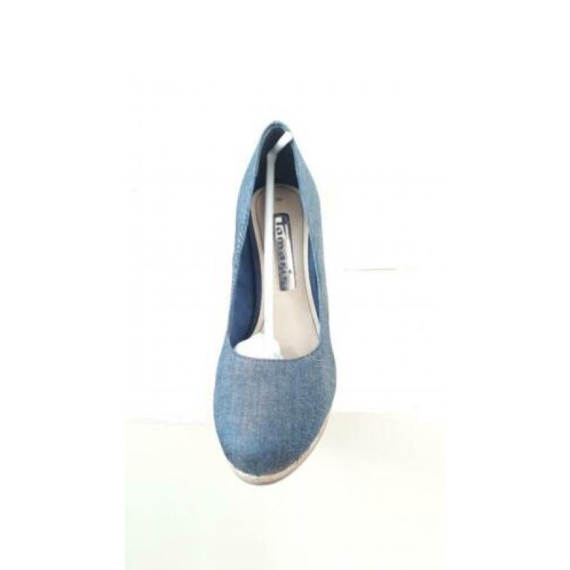 NIEUW! Nieuw in doos: Jeans look pumps van Tamaris, maat 39.