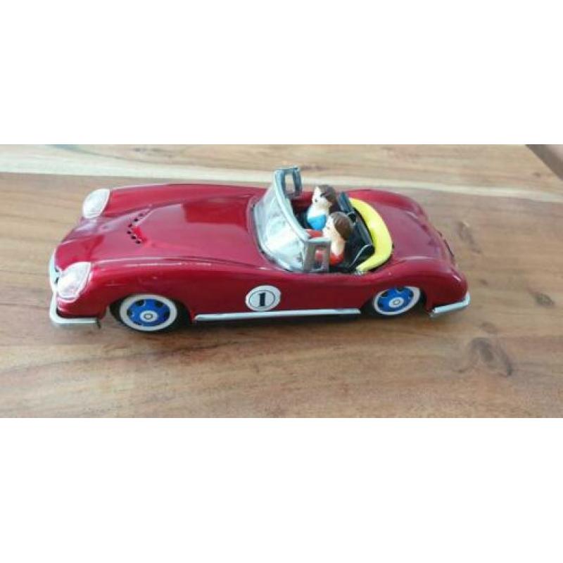 retro auto rood 22,5 cm