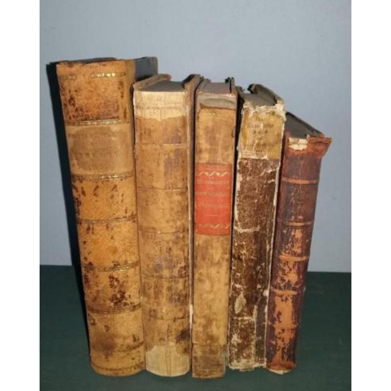 5 antieke boeken 1800 1900