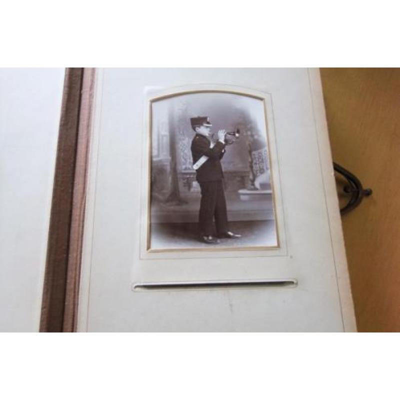 Art Deco leren foto album met foto's.