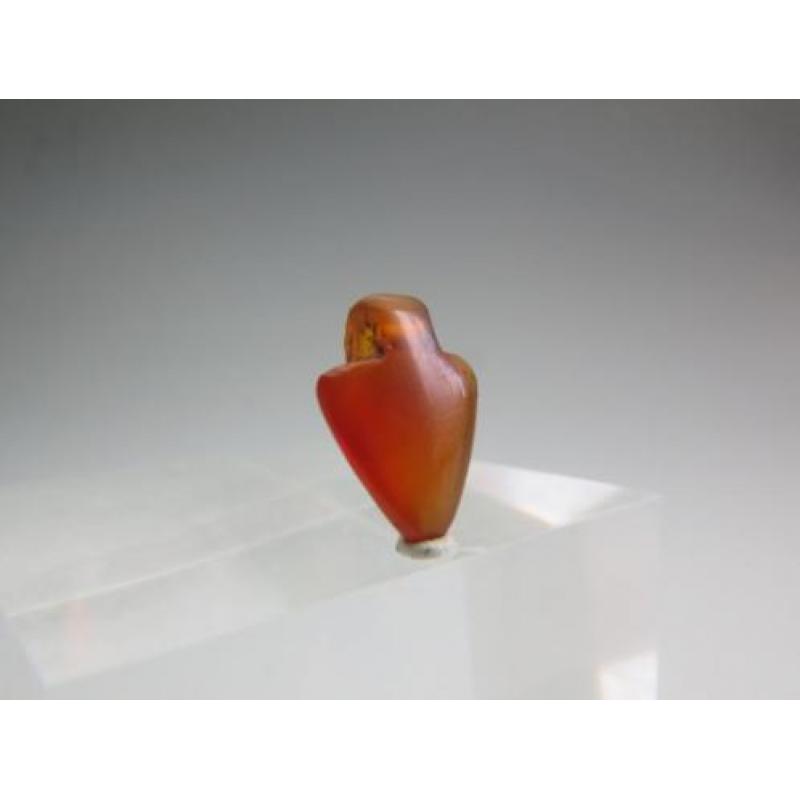 Egyptian hart amulet made of carnelian