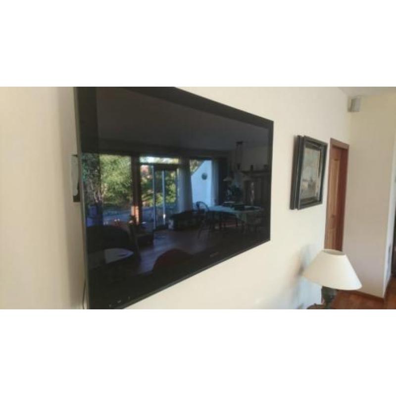 Sony LCD tv, 46 inch, 117 cm