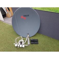 Triax satellietschotel + Ontvanger