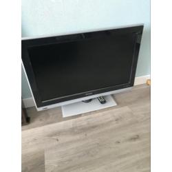 Flatscreen tv Philips HDReady 80 breed, met voet 20cm diep