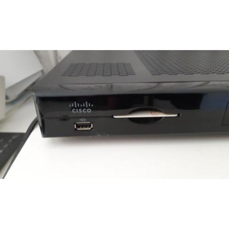 T.e.a.b. Cisco 8485DVB HD