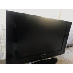 Samsung TV 26 inch