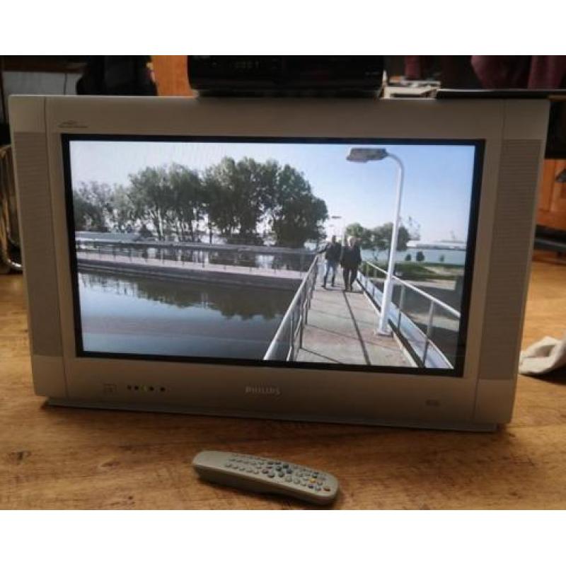 Philips kleuren breedbeeld tv type 28PW8807/12