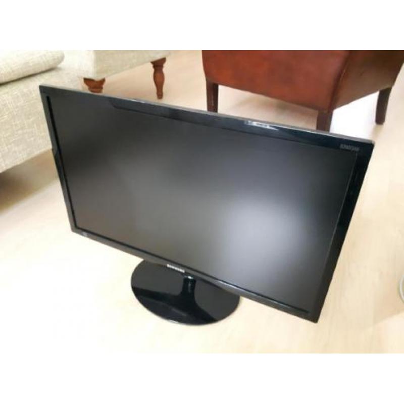 Samsung S24D340H Zwart LED monitor 24 inch