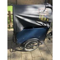 Bakfiets,bakfiets met huif.