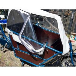 Bakfiets maatwerk 3 versnellingen met regenkap