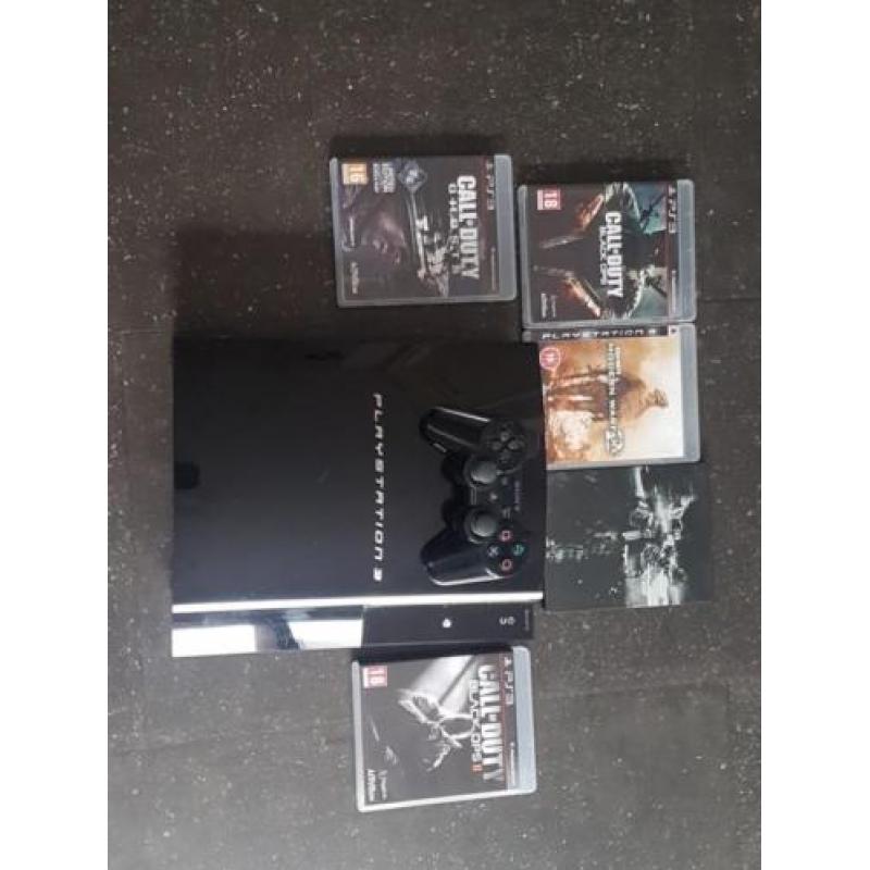 Ps3 met 1 controller en 5 spellen