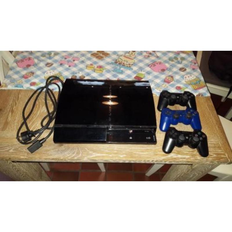 Ps3 + singstar special + 18 games + 3 controlers