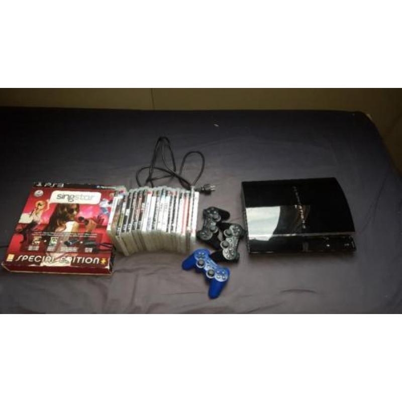 Ps3 + singstar special + 18 games + 3 controlers