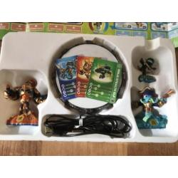 Wii Skylanders Swapforce incl. 2 extra poppetjes en doos